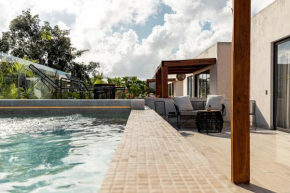 Honeymoon apartment